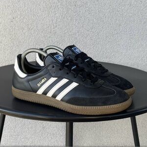 Adidas Samba Low Top Sneakers